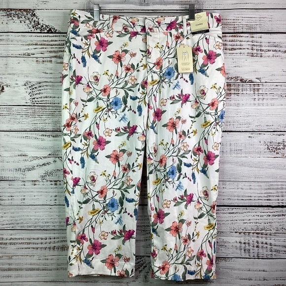 ST JHON’S BAY‎ PLUS SIZE 14 BOTANICAL FLORAL CAPRI PANTS SPRING EASTER SUMMER - Picture 3 of 13